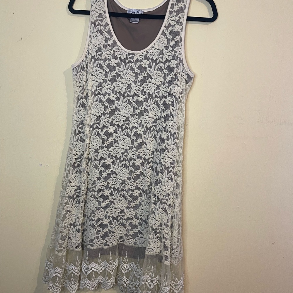 Lace dress